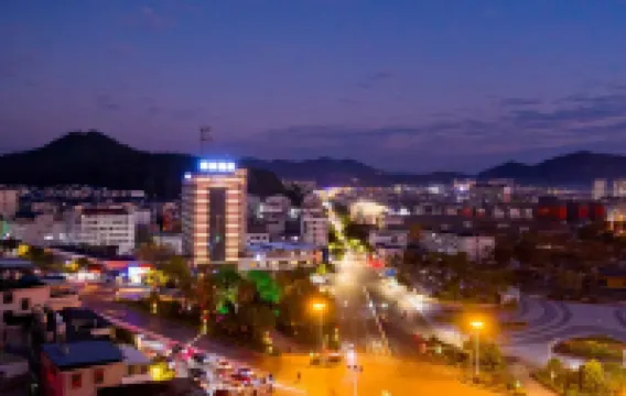 Lavande Hotel Changting (Tingzhou Ancient City Branch) Hotels near Longyan Wolong Mountain