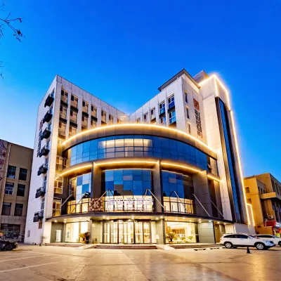 Yinchuan Royeah Hotel Hotels near South Door Square