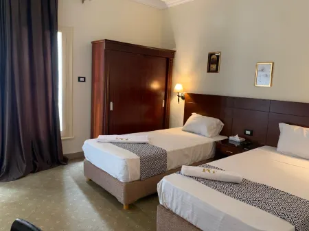 Montana Hotel Cairo Отели рядом с достопримечательностью «Safari Tour»