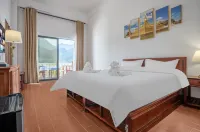 Boya International Resort Luang Prabang Hotel di Park Ou