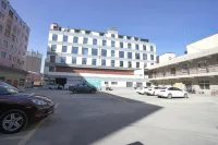DARLING HOTEL - parkir