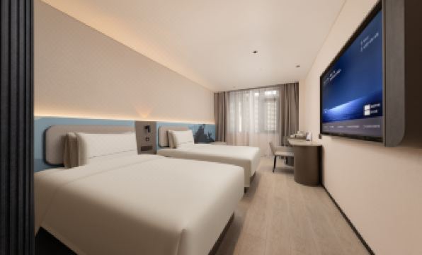 Suzhou Guanqian Street Chayuan Station Light Residence Hotel