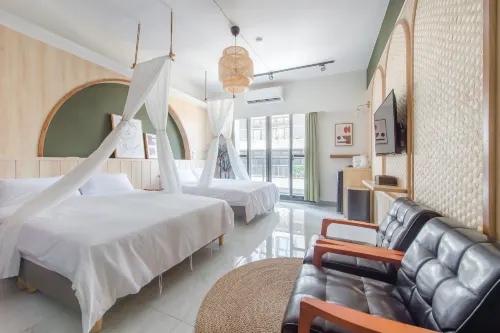 Bing non Hotels in Kaohsiung