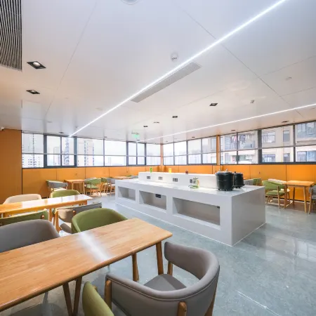 1168 Lianfeng Building, Chenggong Street, Nan'an, Fujian, China