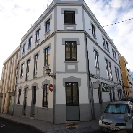Las Palmas Nest Hostel