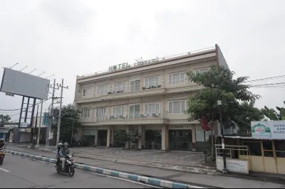 Hotel Cahaya 3 Hotels in Sedati