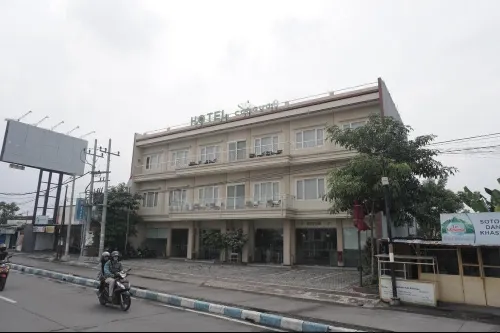 Hotel Cahaya 3 Hôtels à : Sedati
