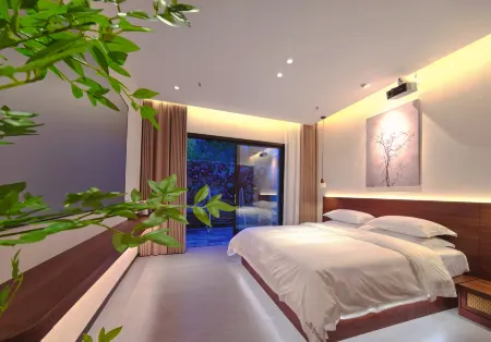 Hua Tang Chun Hotel (Lantern Square Branch)