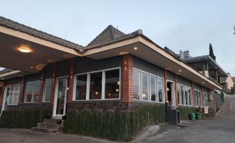 Cemara Indah Hotel