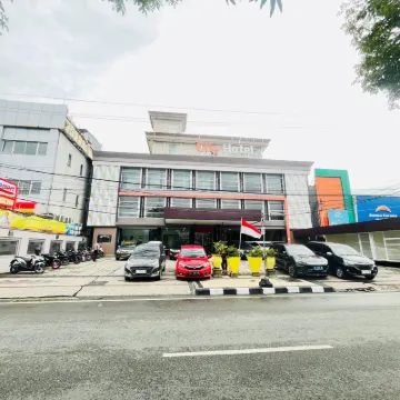 City Hotel Hotels near Bekapai Park