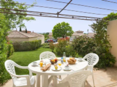 Vacancéole - Port Minervois, les Hauts du Lac Hotels in Homps