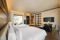 SEAVISTA HOTEL