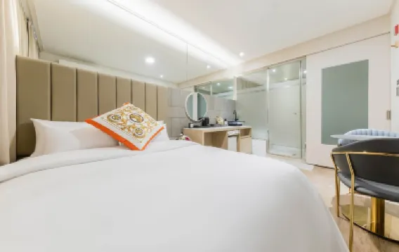 Dongdaemun Hotel 27 弘大入口駅周辺のホテル