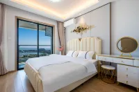 Beihai royal bay holiday seascape homestay - 발코니