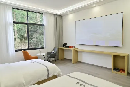 Hillside Haven Boutique Retreat Отели рядом с достопримечательностью «Enshi Suobuya Stone Forest Scenic Area»