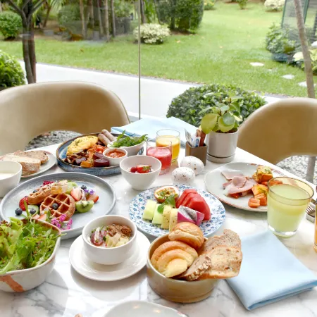 Mövenpick BDMS Wellness Resort Bangkok Отели рядом с достопримечательностью «Пирс Witthayu»