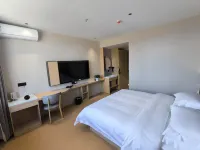 QUAN ZHI HOTEL