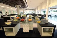 The Cha Am Methavalai Hotel - breakfast