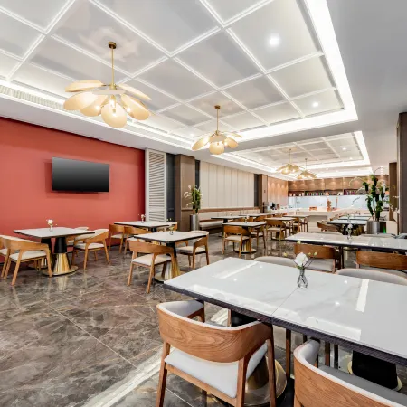 AllFlowerBlossmHotel