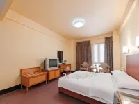 Yuxi Longma Express Hotel