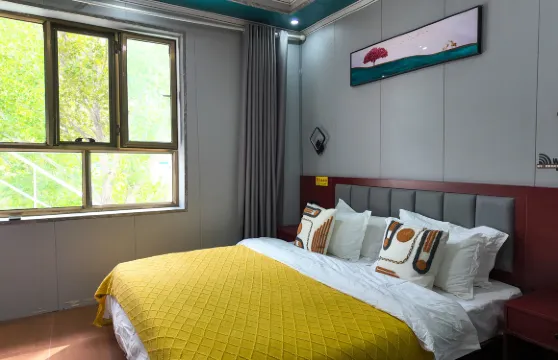 尼勒克玥庭民宿