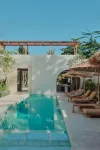 Boni Beach Lombok | Hotel & Restaurant Hotel di Batu Jangkih