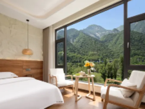 Jian Shan Xi Mei Su (Huashan Tourist Center Store) Hotels in Huayin