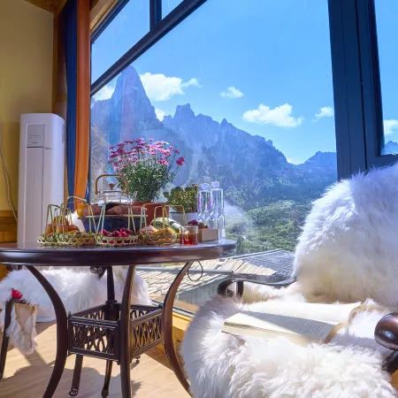 Zagana Groundhog Viewing Homestay