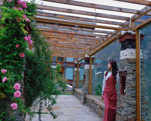 Yake Cloud Lodge ( JiaJu Village ) DanBa Избранное Photos