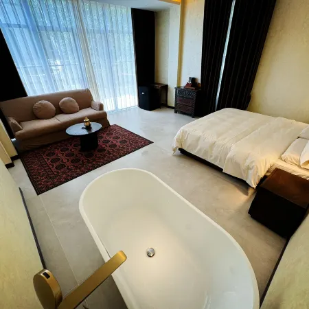 Faman ▪ Tina Riad Courtyard-Style Hotel (Yining Liuxing Street)