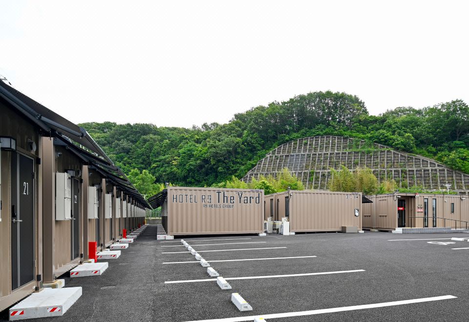 Hotel R9 the Yard Kasai thumbnail