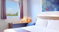 Travelodge London Bromley Hotels near Mangetu
