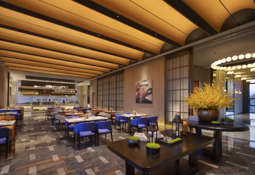 Orange 호텔 선전 룽화 지하철역