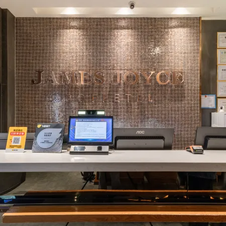 Lanzhou Junhe Hotel (Xiguan Metro Station)