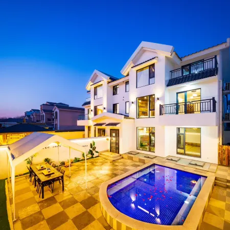 The Hot Spring Villa in the Valley