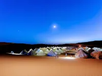 Tengger Cloud Camping Hotel