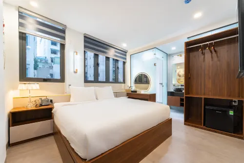 Golden Lunar Hotel - Bui Vien Walking Street, District 1 - โรงแรมราคาถูก