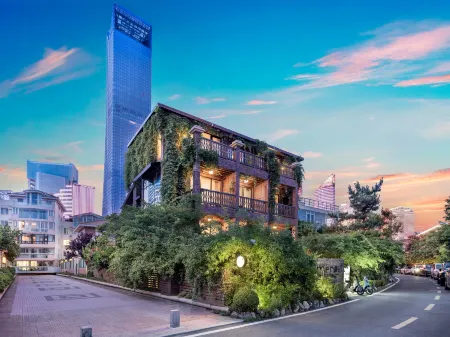 Imeroui Seaview Villa Hotel (Qingdao May Fourth Square Scenic Area)