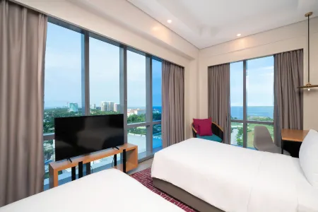 Mactan Island Stay Near Beach and Airport