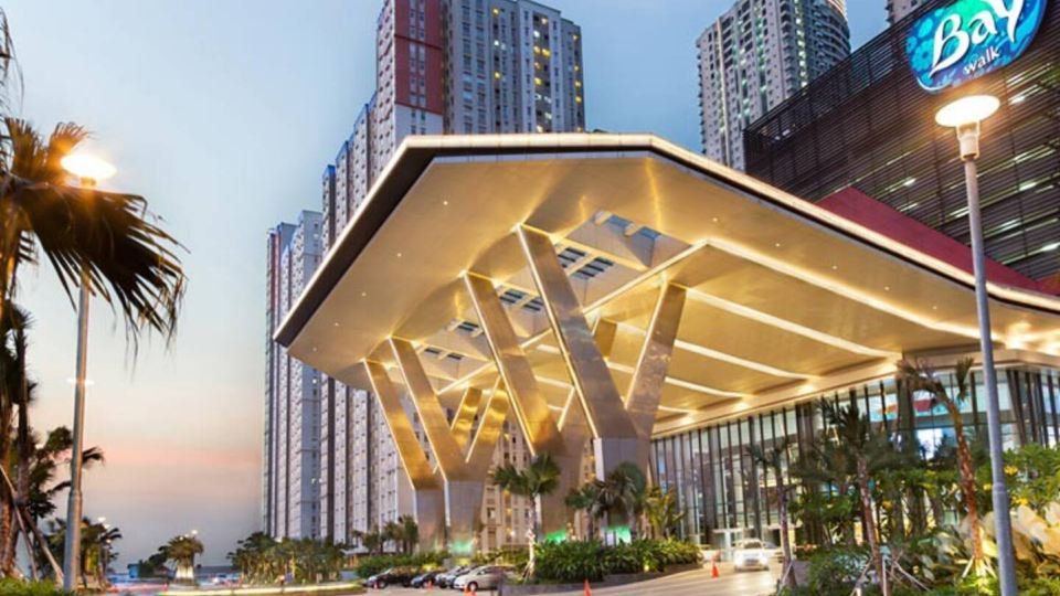 Sky Heaven Greenbay Apartment in North Jakarta