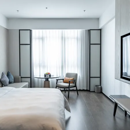 Ninghai Hantang Supreme Hotel (Jinshan Ninth Road Branch, Ninghai Station)