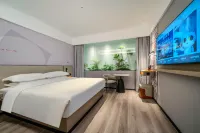 Baiman Hotel (Xi'an Zhonggulou Huimin Street Branch) Hotels in Xi'an