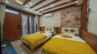 Huanxi Shiguang Inn (Lijiang Ancient City Dashuiche Branch) - Parkplatz