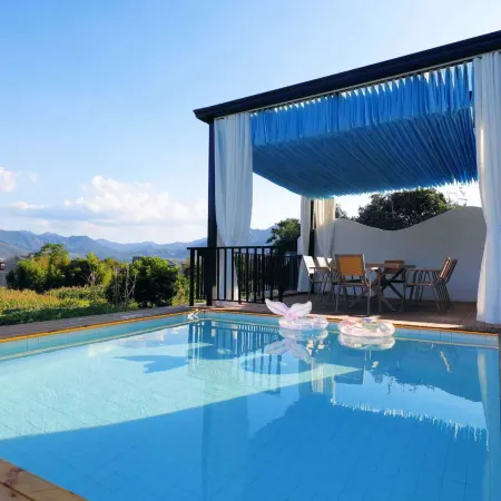 Yunmanli Garden Hot Sping  Resort  Homestay