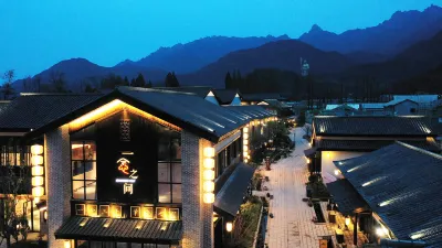 Hotel MoMc Jiuhuashan Hotels near Jiu Hua Shan Dayuan Buddhist Culture Park