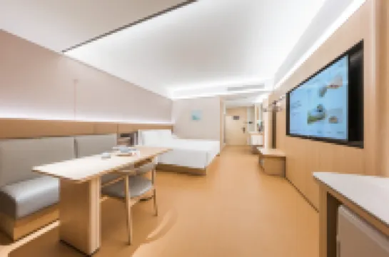 JI Hotel (Xiangyang Wanda Plaza, Changhong Road) Hotels near Zizhen Park