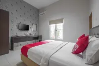 Hotel O Makassar near Pantai Losari formerly Hotel Astra Novilia