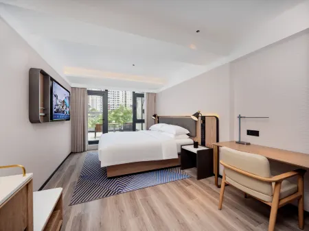 Yishang Hotel (Yongxingfang Branch, Chaoyangmen, Xi'an) Отели рядом с достопримечательностью «Jingyugou Scenic Resort, Xi'an»