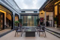 Floral Hotel·Manting Bieyuan (Chaozhou Ancient City Paifang Street Branch)