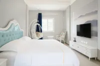 Snowwhite castle hotel